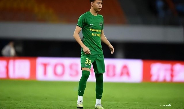 多多28官网-U23国足亚洲杯踢泰国首发预测！多个位置迎来新面孔，王钰栋替补