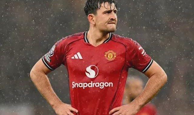 多多28-合同仅剩5个月！曼联愿降薪续约马奎尔 英超保级队有意签他